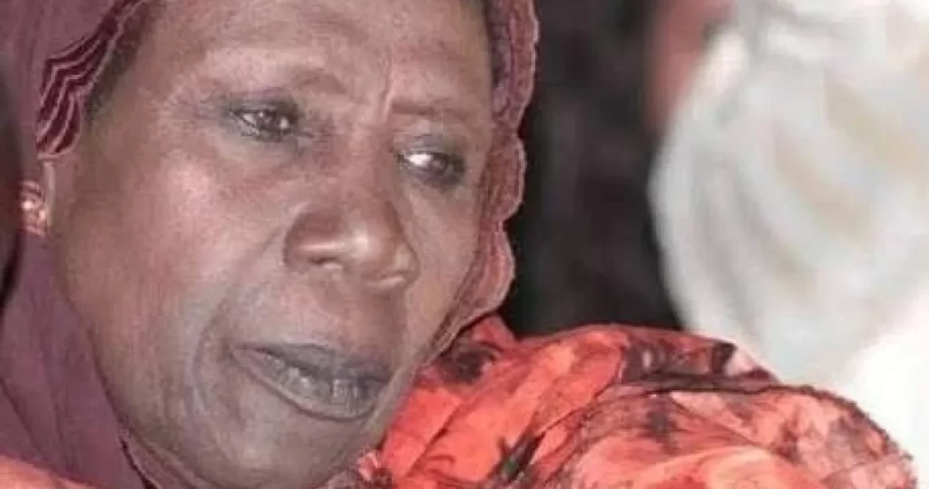 khar mbaye 260x800_694fbf0c2c5ed_ckhoLGNrqN